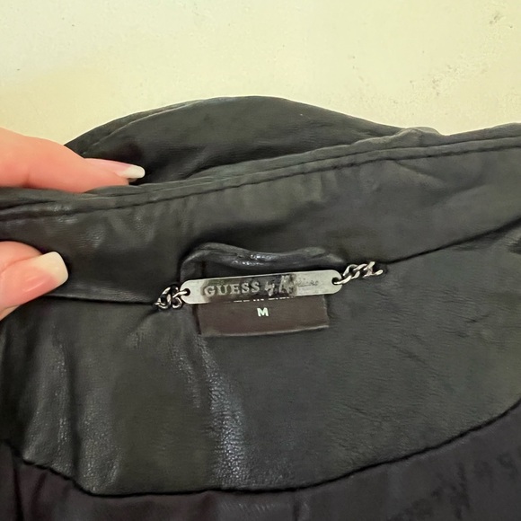 Guess leather crop moto jacket stunning - Picture 3 of 5